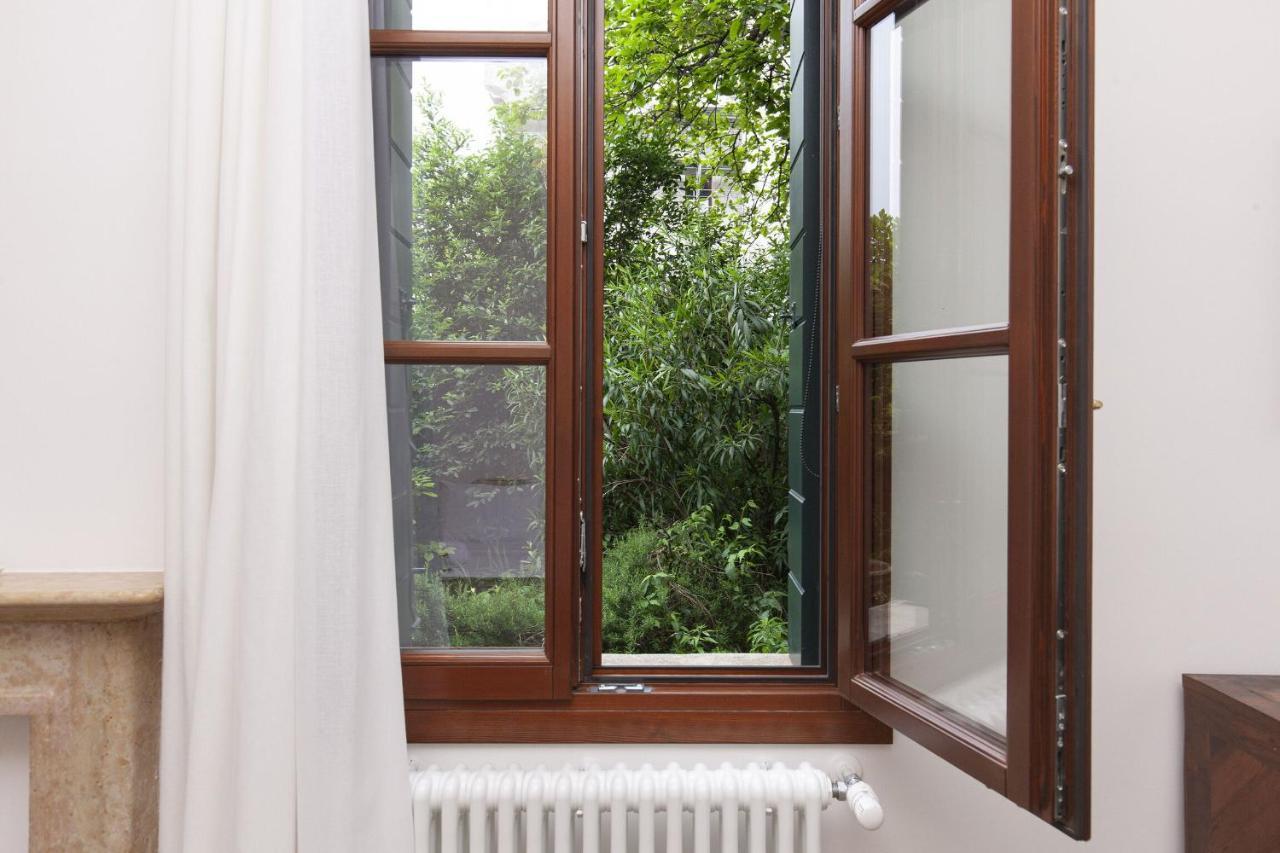 Residence Santa Marta By Halldis Venesia Bagian luar foto