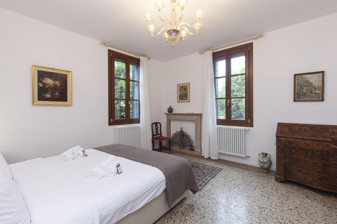Residence Santa Marta By Halldis Venesia Bagian luar foto