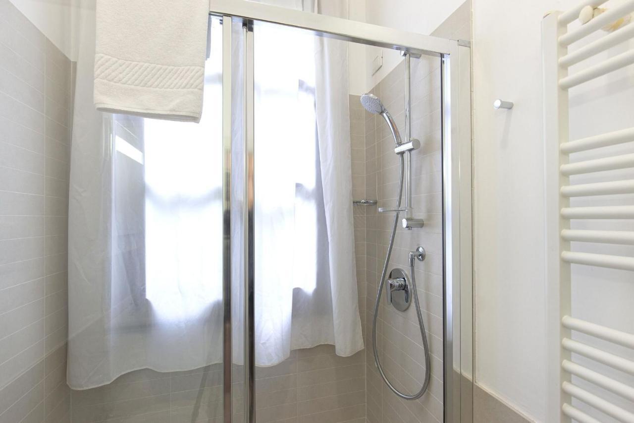 Residence Santa Marta By Halldis Venesia Bagian luar foto