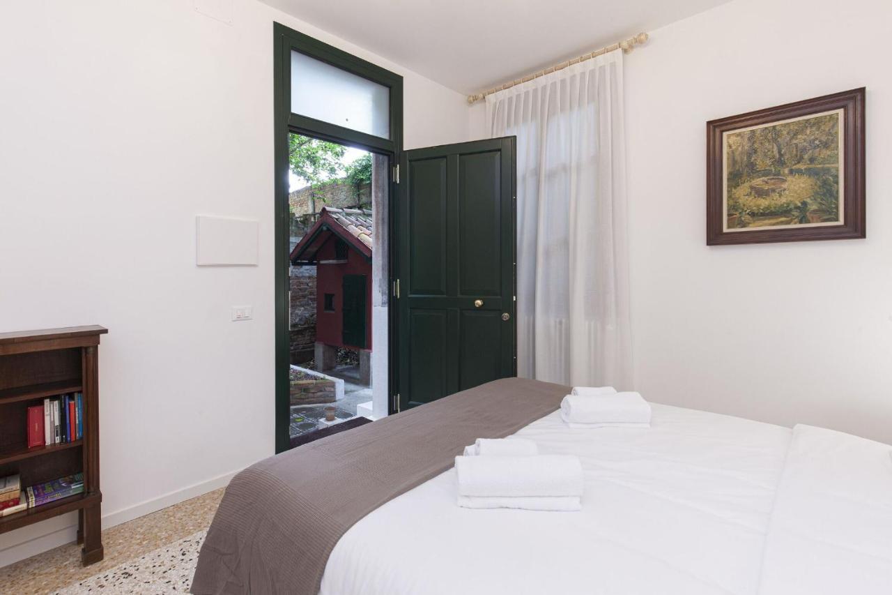 Residence Santa Marta By Halldis Venesia Bagian luar foto