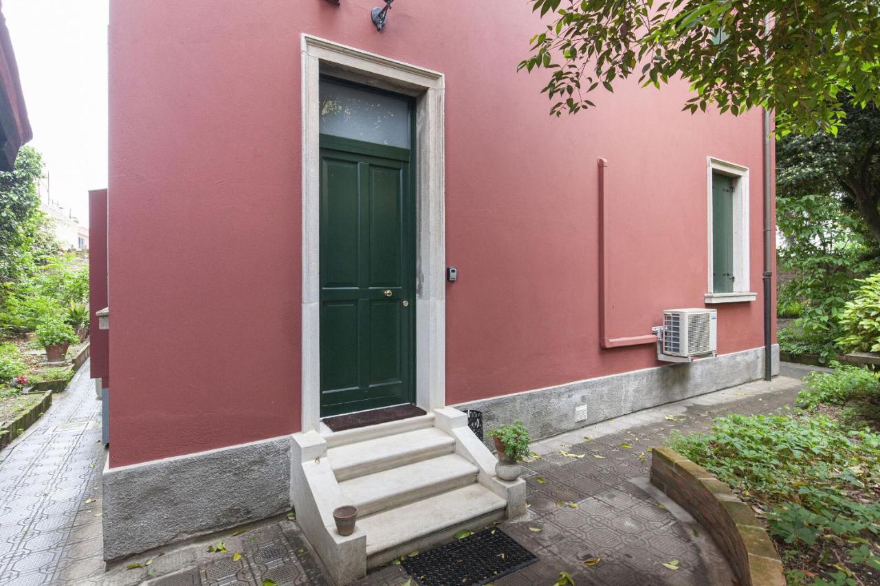 Residence Santa Marta By Halldis Venesia Bagian luar foto