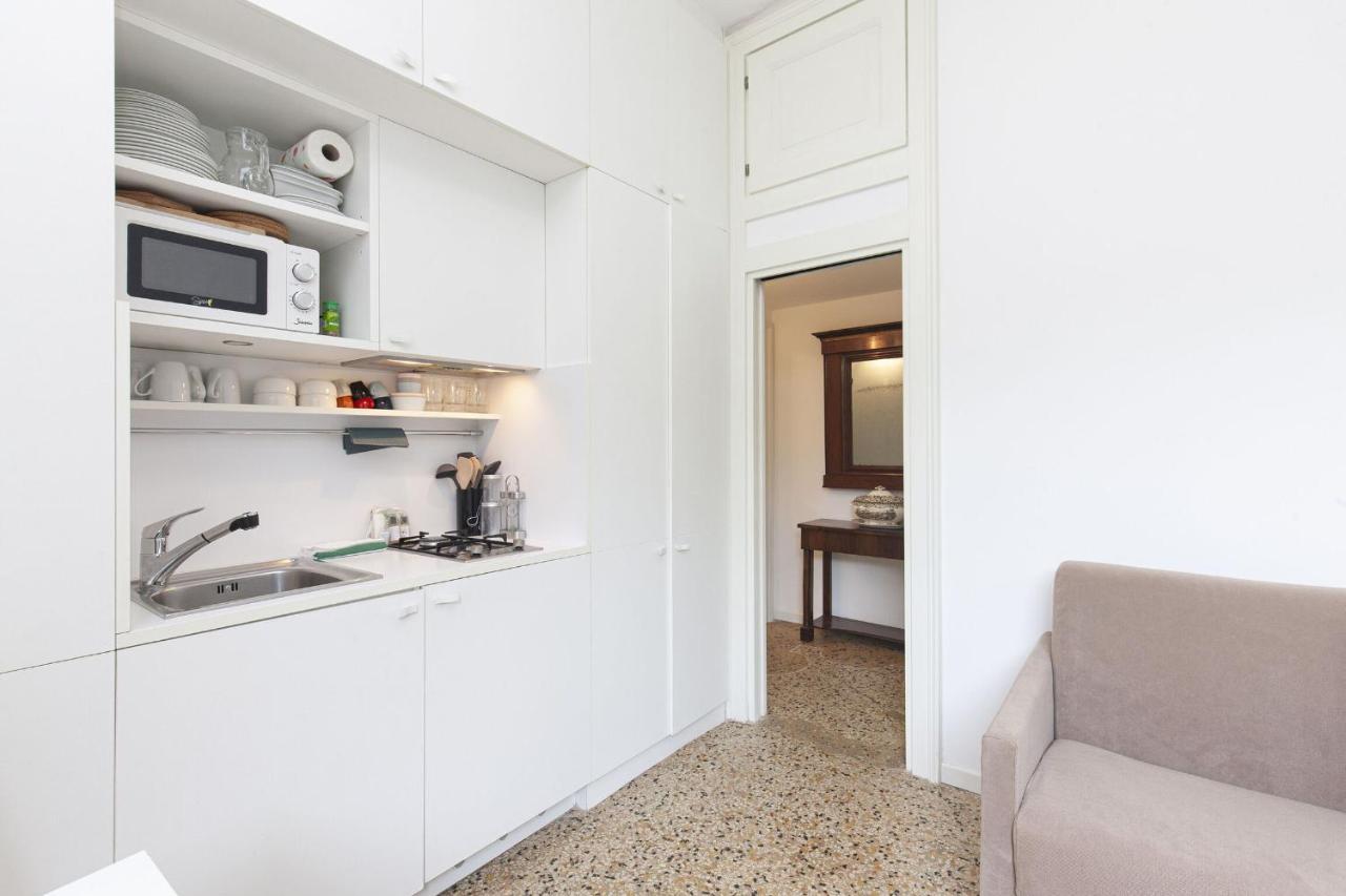 Residence Santa Marta By Halldis Venesia Bagian luar foto