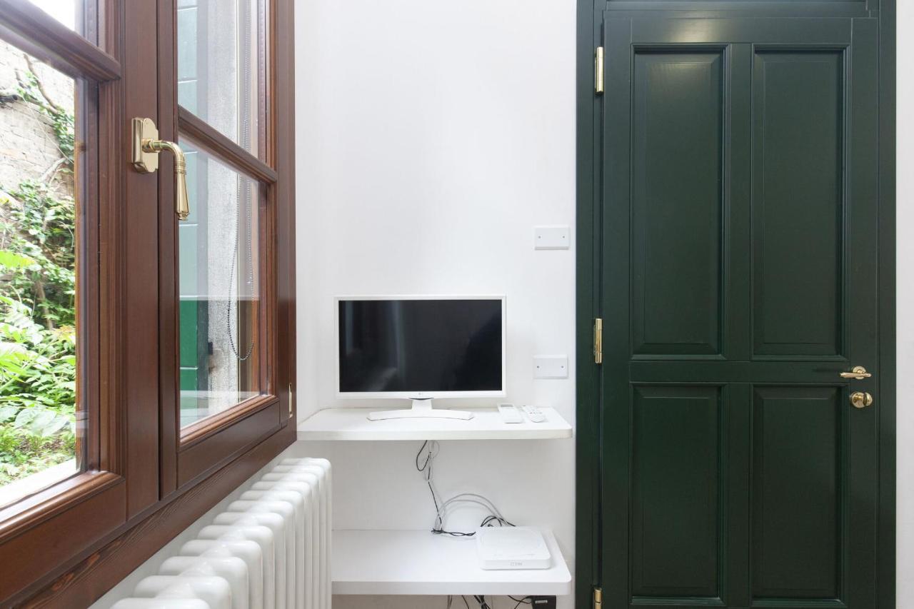 Residence Santa Marta By Halldis Venesia Bagian luar foto