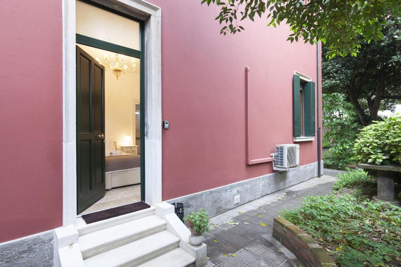 Residence Santa Marta By Halldis Venesia Bagian luar foto
